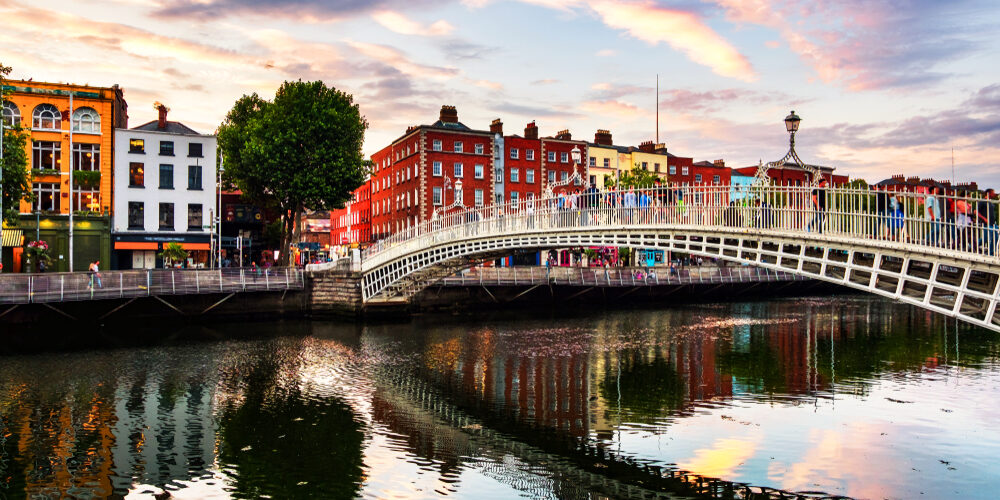 Ireland- Ha'Penny Bridge Dublin